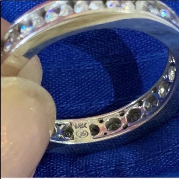 14 Karat White Gold ETERNITY RING WEDDING BAND 9 - Picture 5 of 7